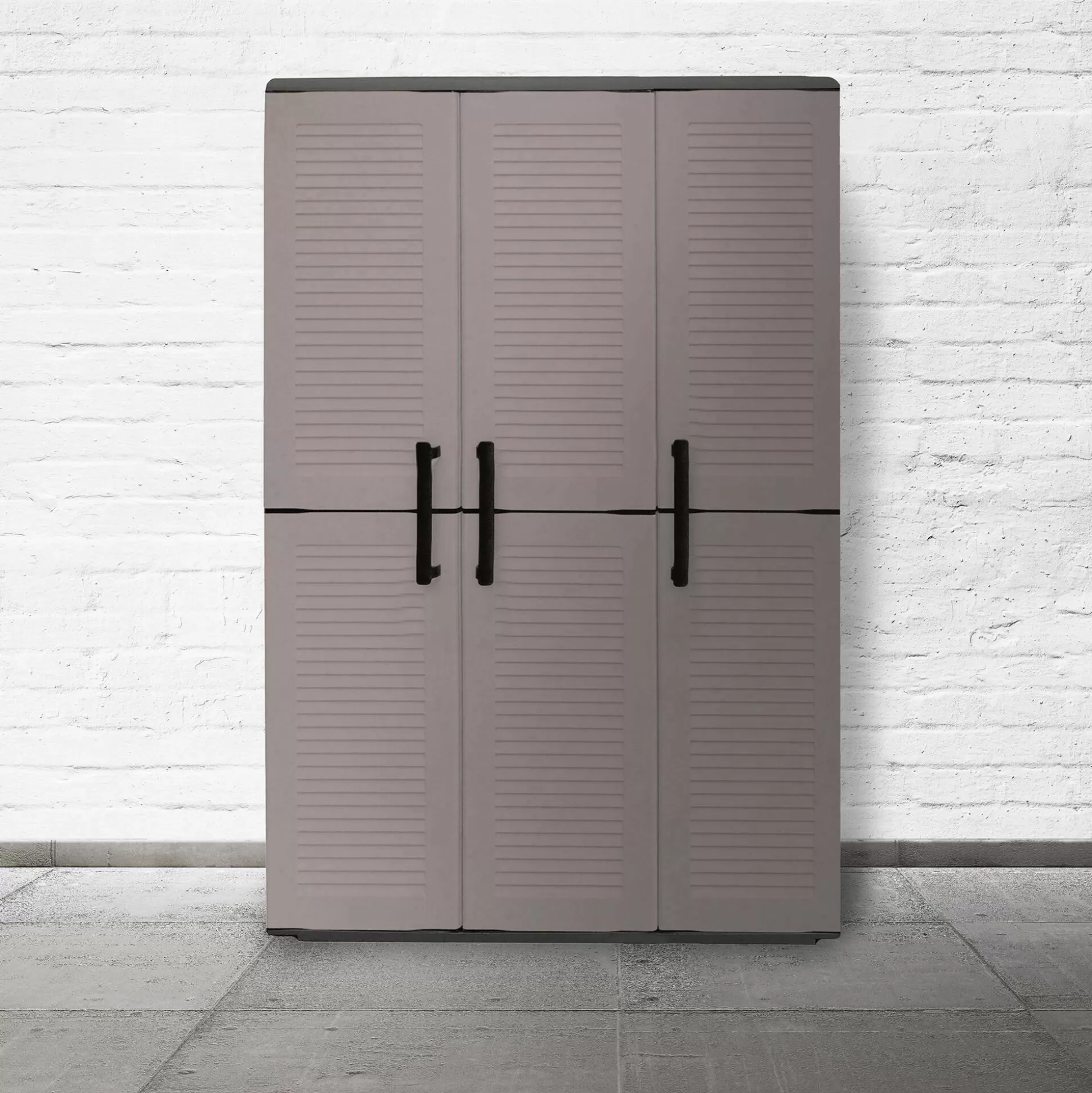 Dmora Armadi Da Esterno<Armadio da esterno Amordel, Grigio e Nero, 102x37h163 cm Finitura righe