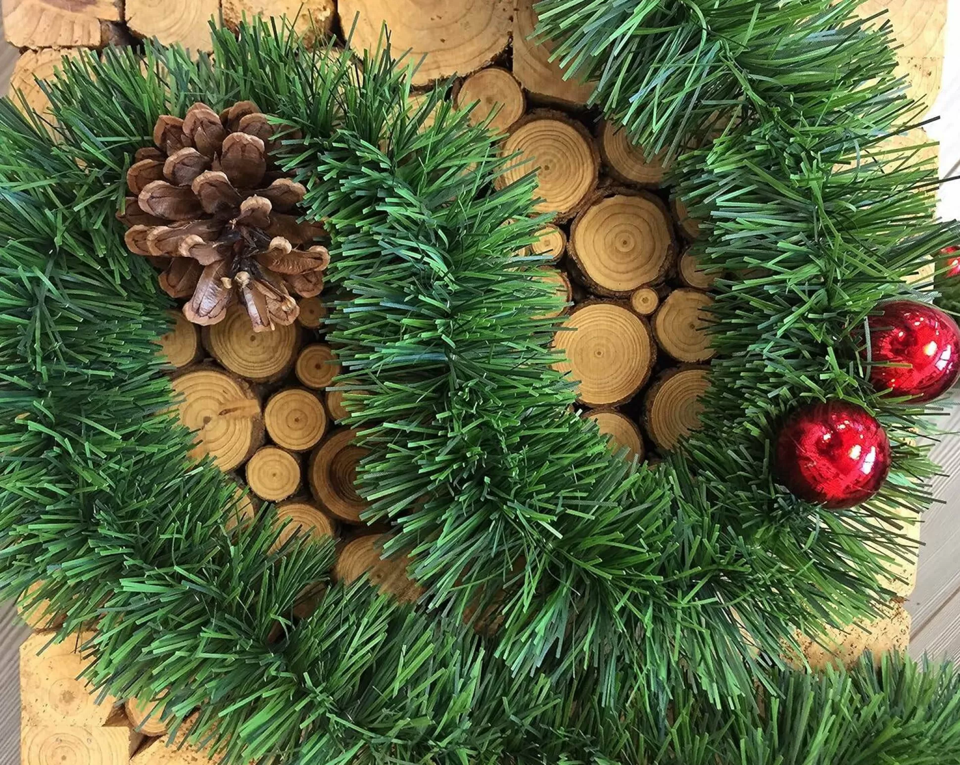 Dmora Decorazioni<Decorazione da Natale Truschedu, 800x8 h8 cm, Verde e Rosso