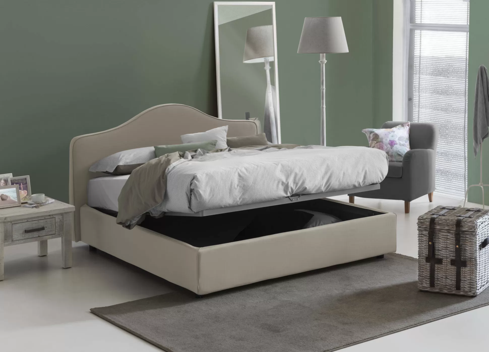 Dmora Letti Matrimoniali<Letto matrimoniale Abigael, adatto per materasso Cm 160x190,