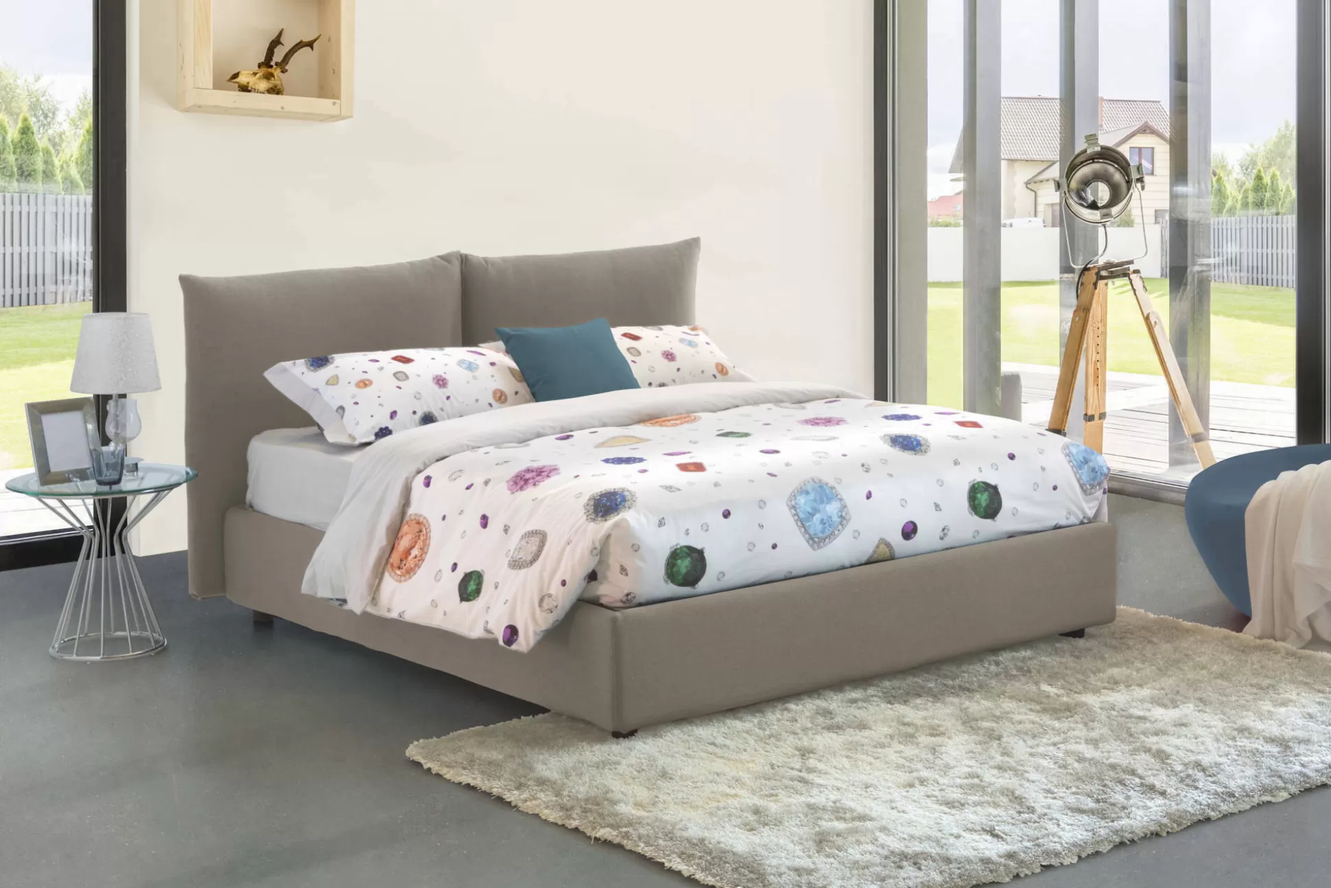 Dmora Letti Matrimoniali<Letto matrimoniale Aghineo, adatto per materasso Cm 160x200,