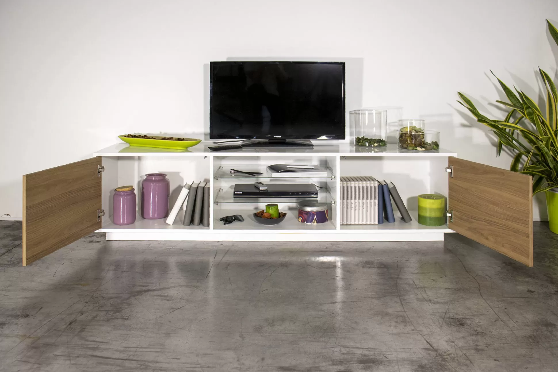 Dmora Mobili Porta Tv<Mobile porta TV Dlongon, cm 180x41h46, Bianco lucido e Noce