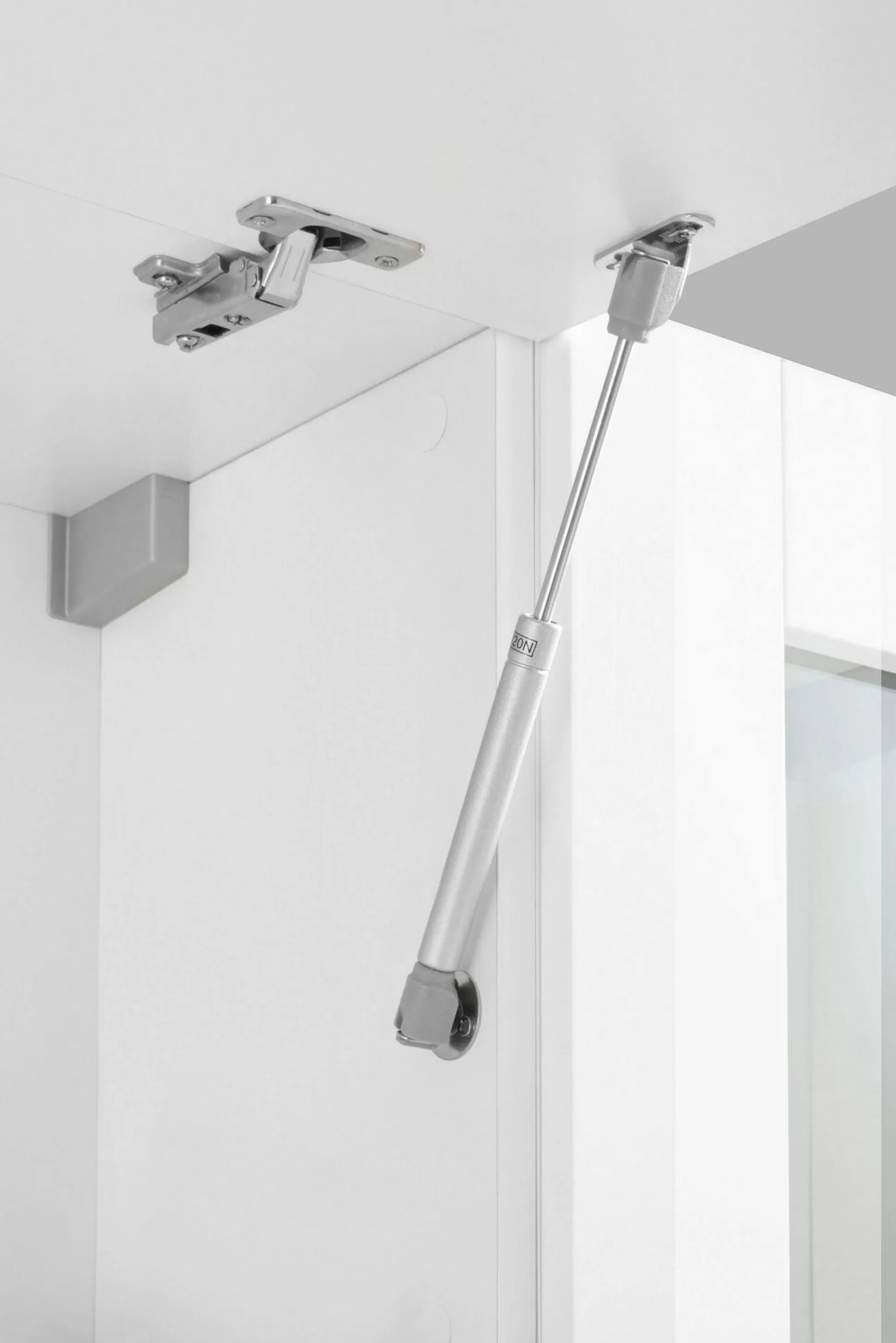 Dmora Pareti Attrezzate<Parete attrezzata Amel, , con luce LED blu ed una vetrina