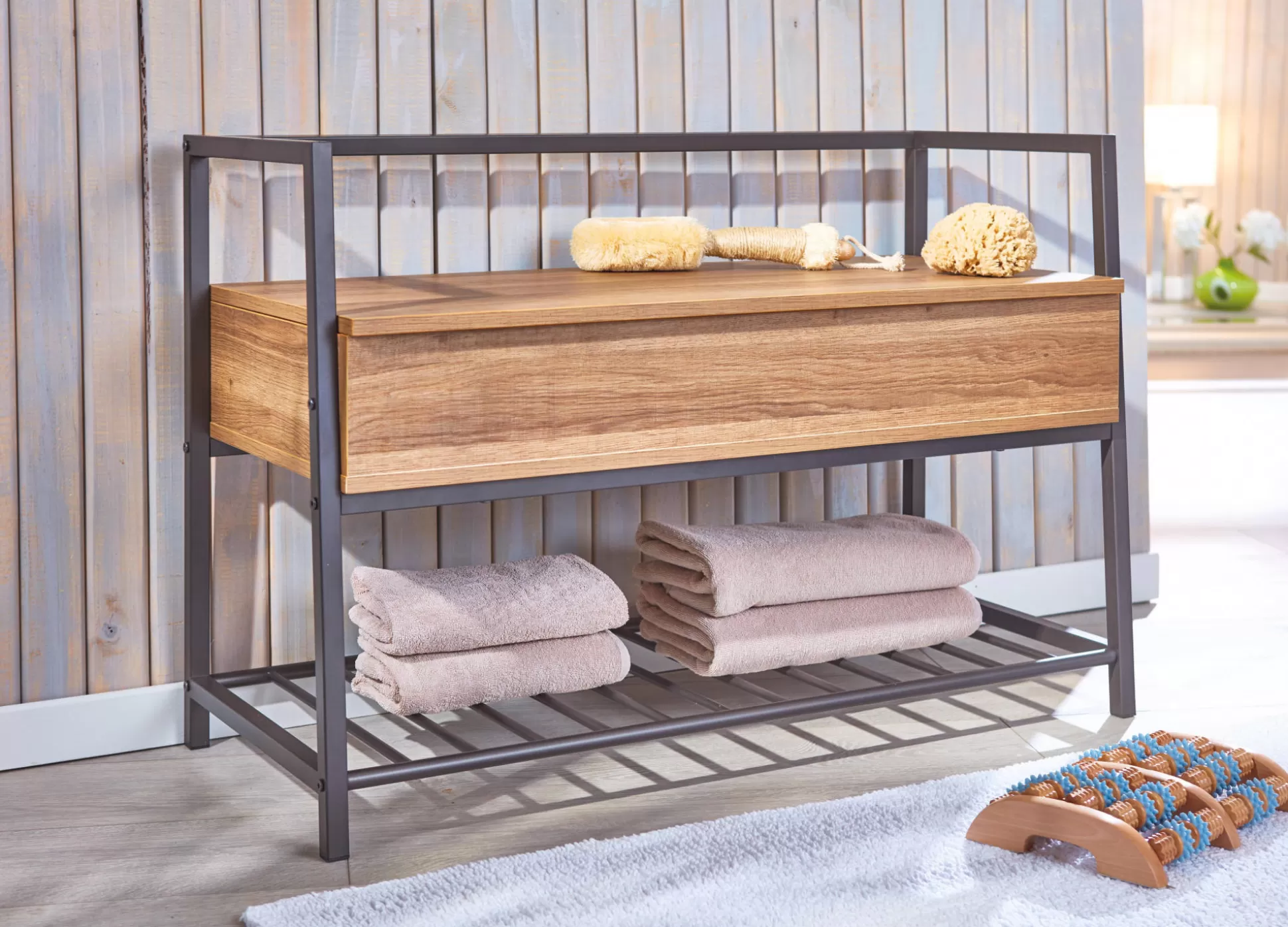 Dmora Scarpiere<Scarpiera Euskirchen, Mobile portascarpe, Armadio da ingresso multiuso, Mobiletto per calzature, 90x61 h39 cm,