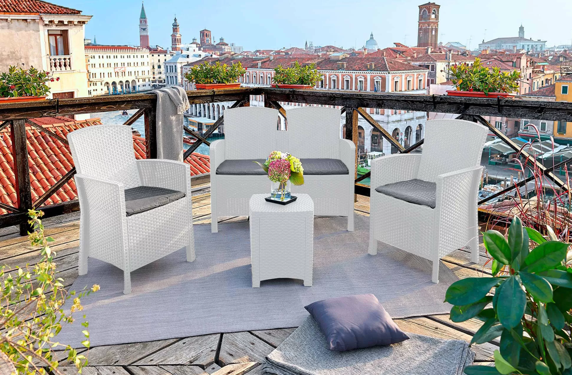 Dmora Set Da Esterno<Set salotto da esterno Eustachia, 100% Made in Italy,