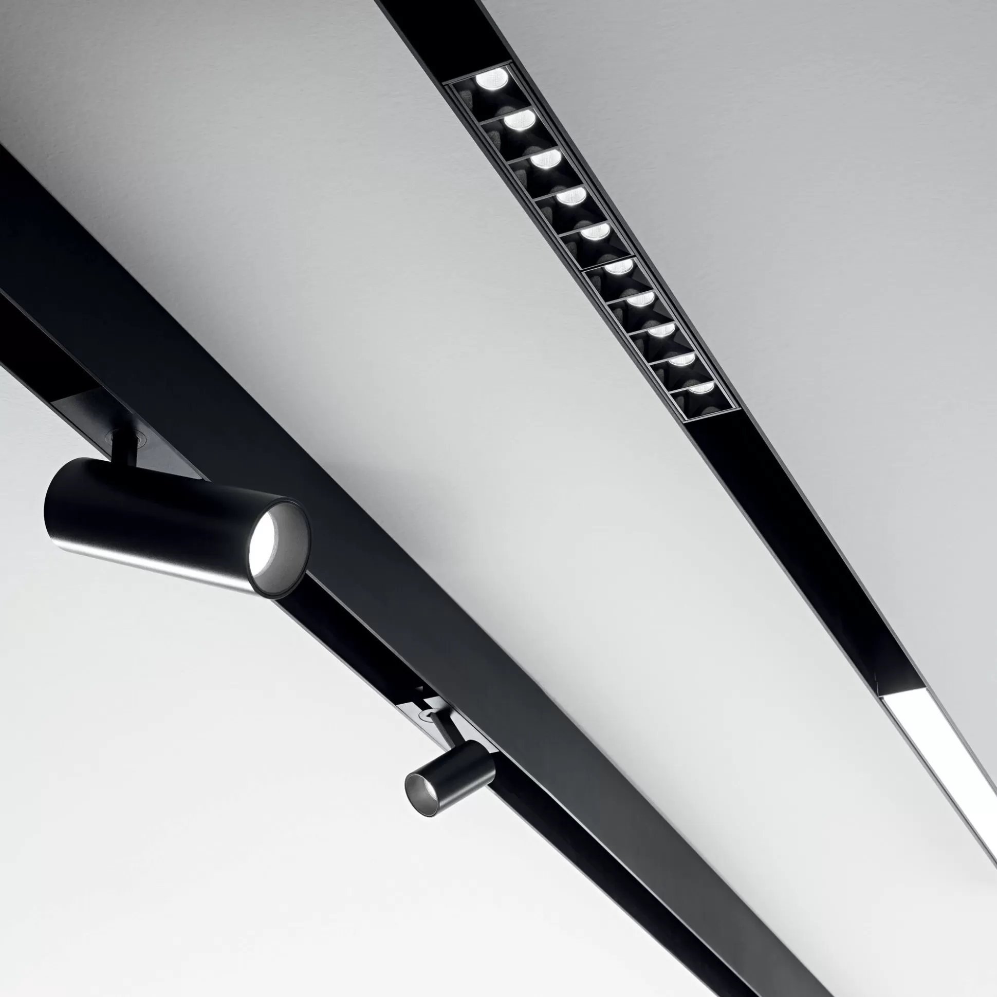 Dmora Sistemi Luce Binari<Sistema luce binario ARCA PROFILE 3000 mm SURFACE BK, 300 x 4 x h9 cm,