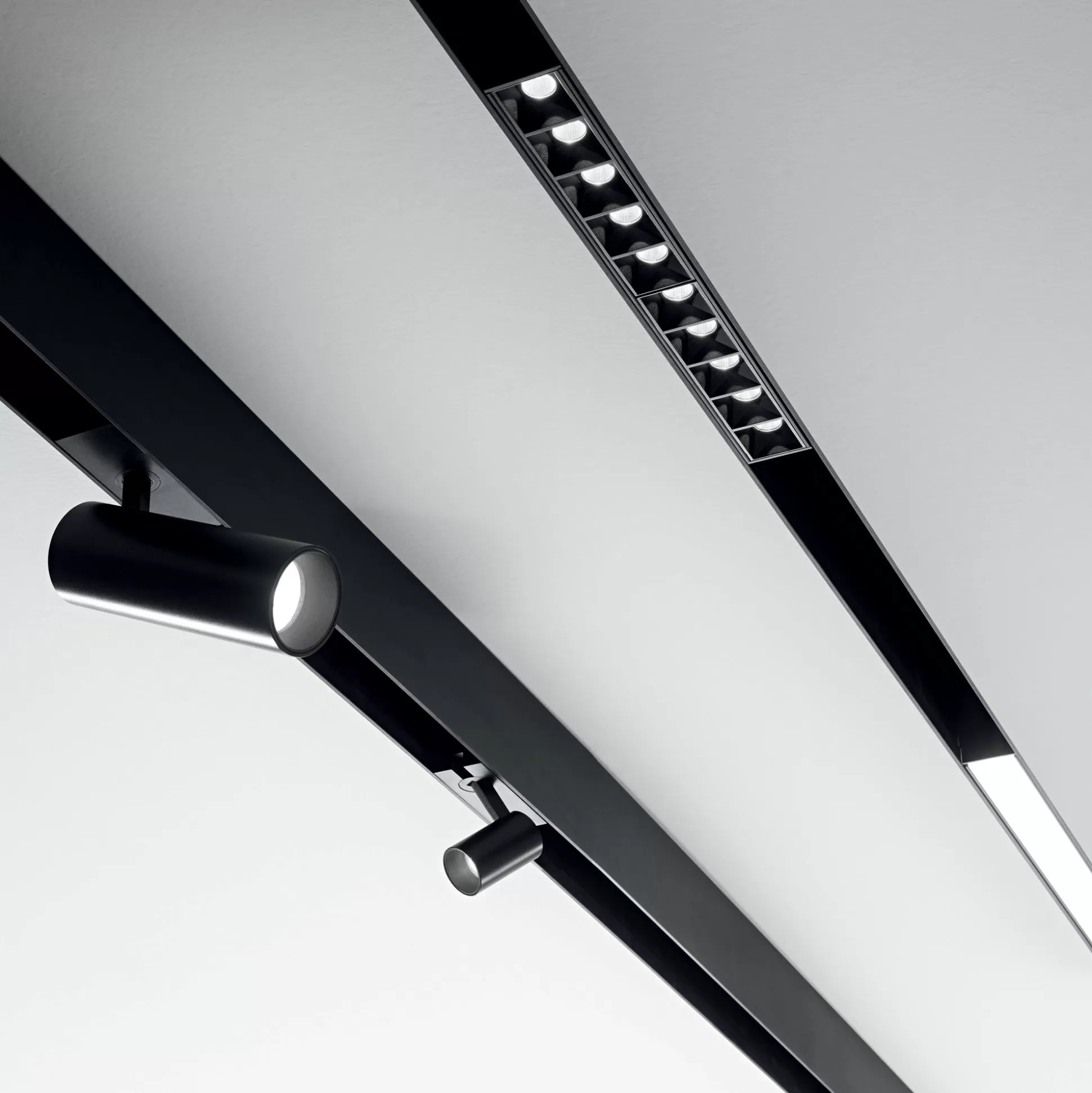 Dmora Sistemi Luce Binari<Sistema luce binario ARCA PROFILE 3000 mm SURFACE BK, 300 x 4 x h9 cm,