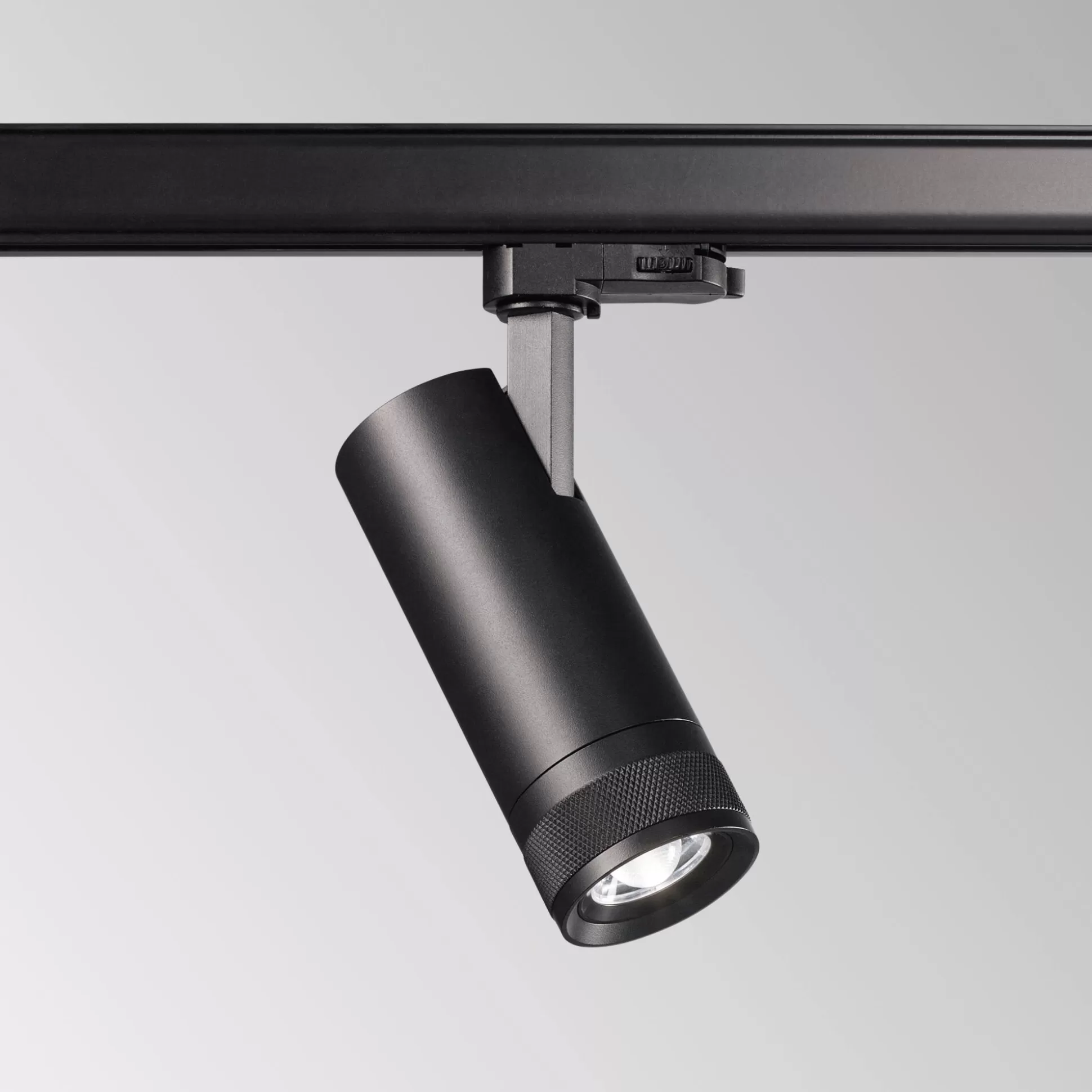 Dmora Sistemi Luce Binari<Sistema luce binario EOS 15W 3000K ON-OFF BK, 6 x 7 x h22 cm,
